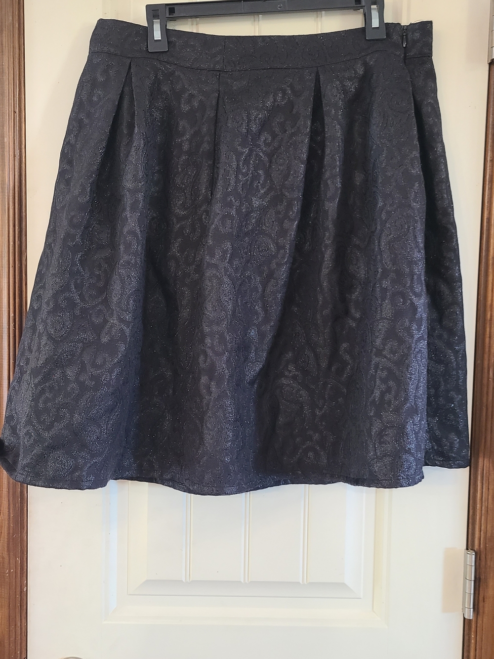 Gibson Black Jacquard A-Line Skirt with Subtle Glittery Paisley Size XL